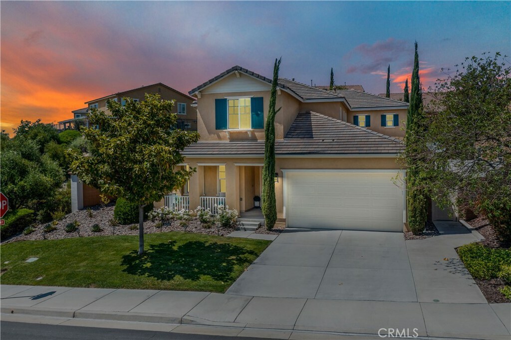 Property Photo:  44260 Nighthawk Pass  CA 92592 