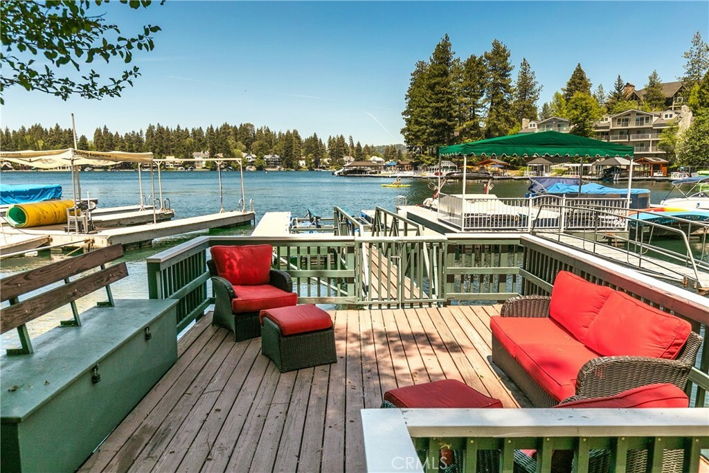 Property Photo:  187 Cedar Circle Circle  CA 92352 