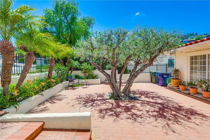 Property Photo: 4329 Via Frascati CA 90275