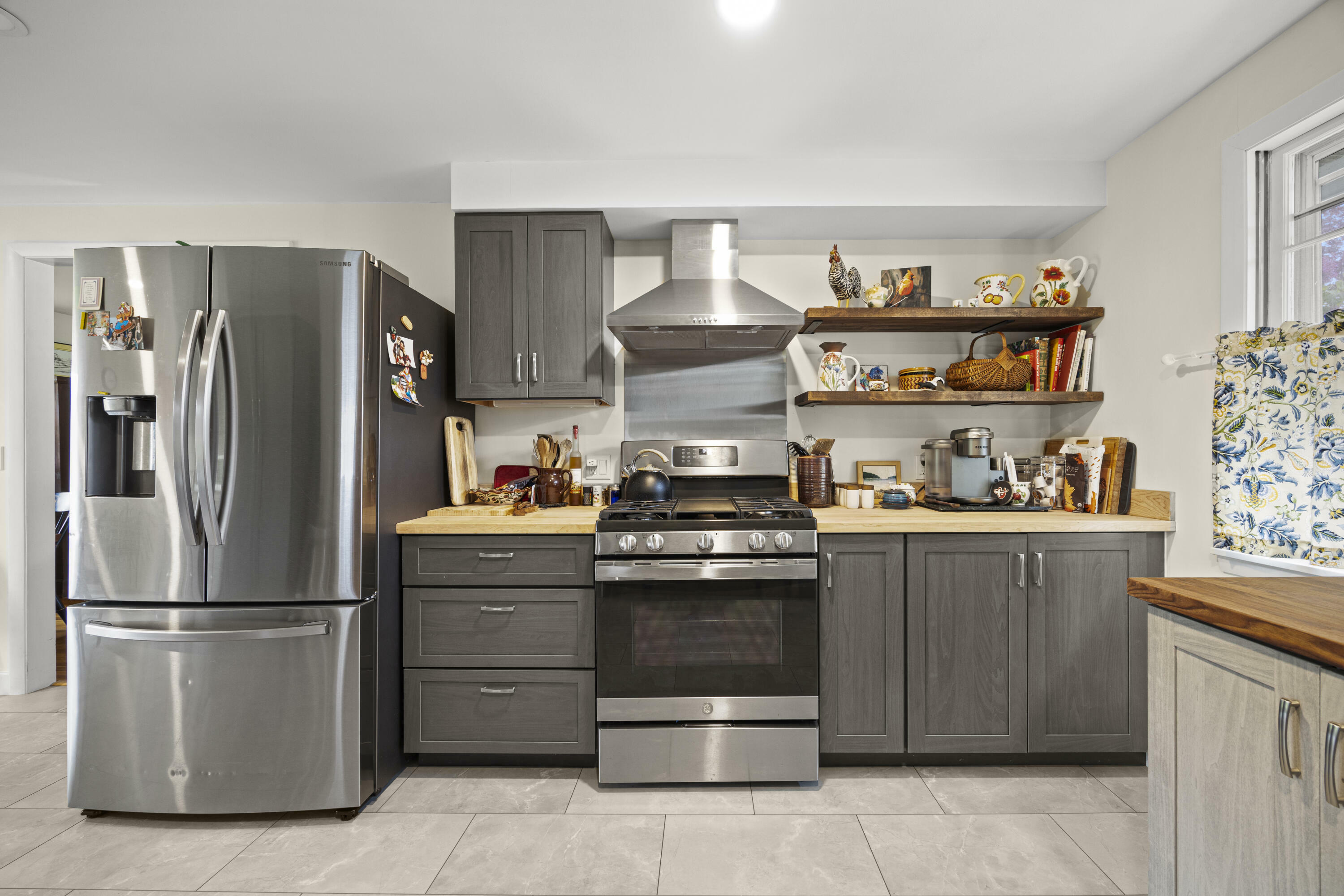 Property Photo: 32 Beals Avenue ME 04605