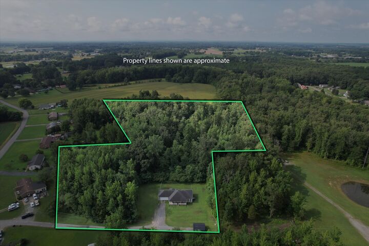 Property Photo: 117 Simmons Cir TN 37334