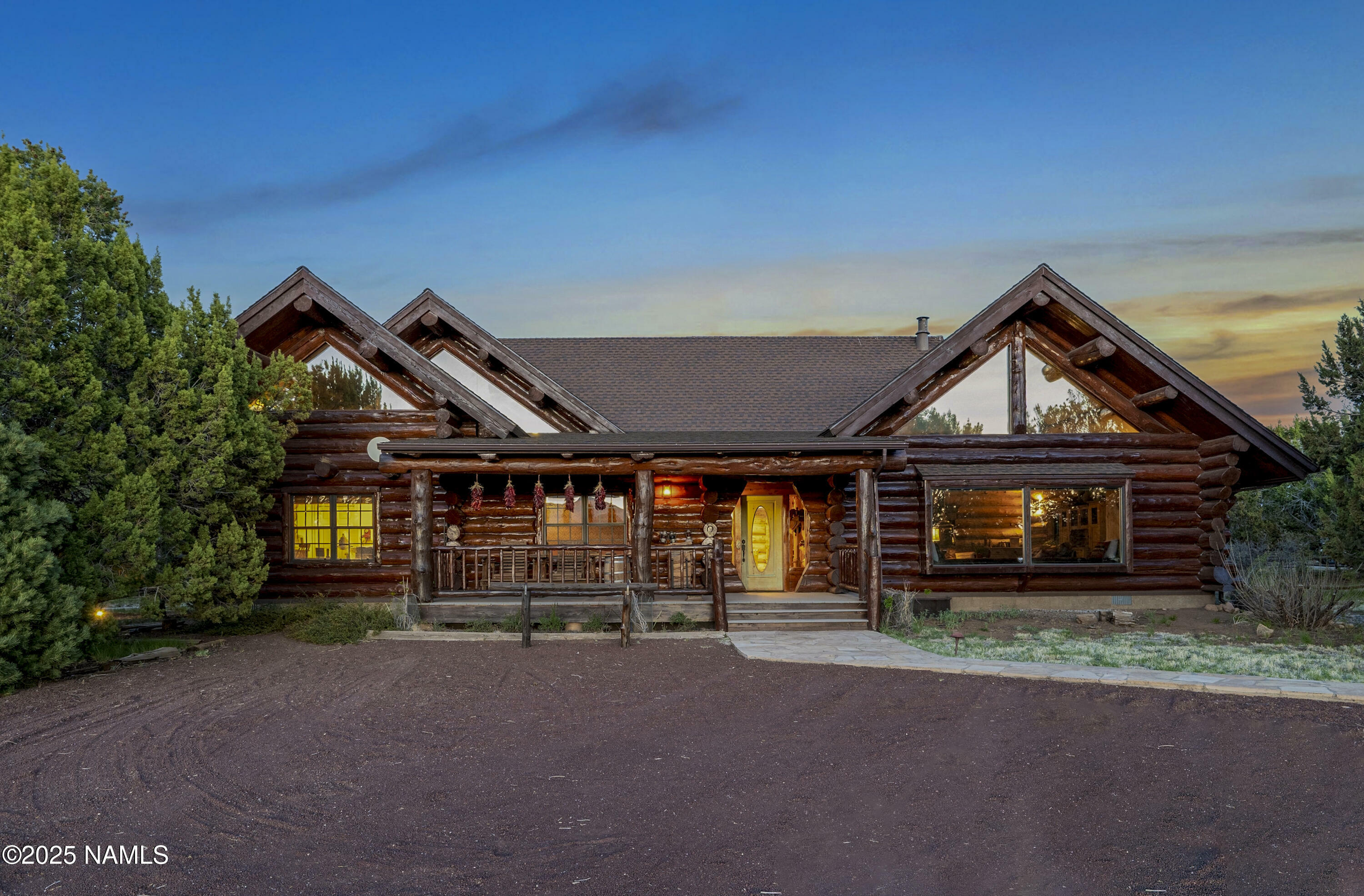 Property Photo: 38 Cosnino Road AZ 86004