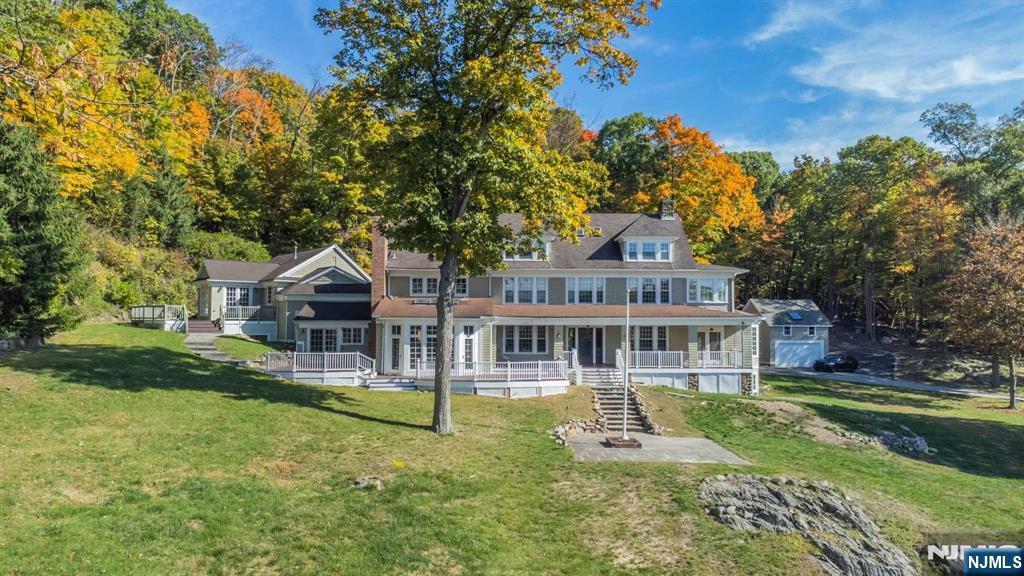 Property Photo:  1 Brook Valley Terrace  NJ 07405 
