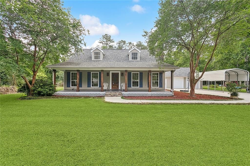 Property Photo:  19196 Wildoak Lane  LA 70454 