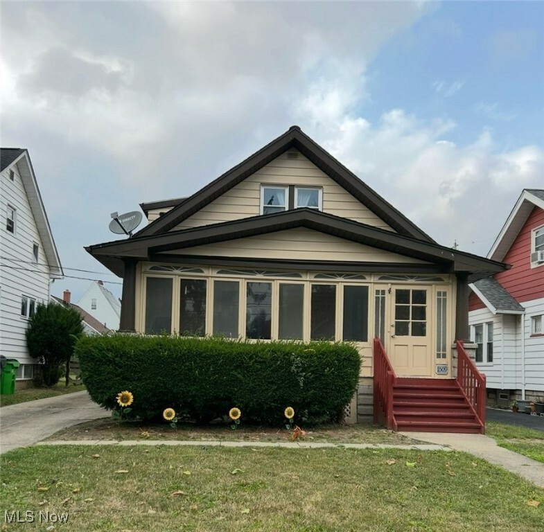 Property Photo: 11509 Granger Road OH 44125