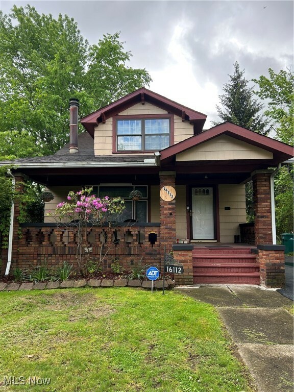 Property Photo: 16112 Raymond Street OH 44137