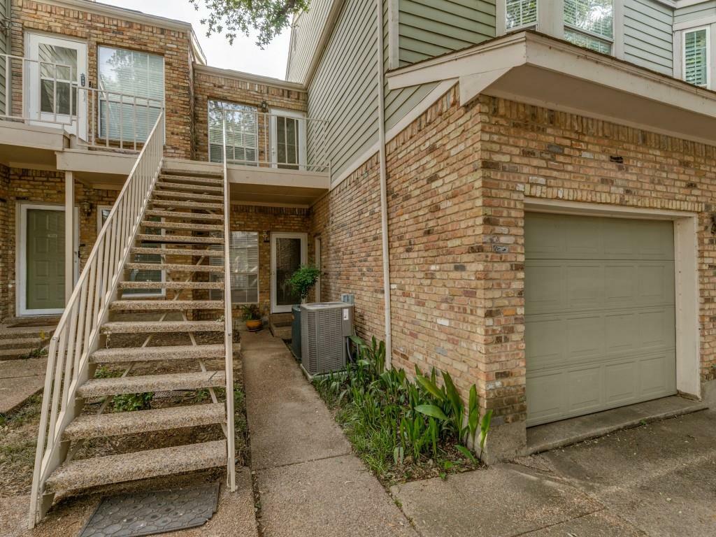 Property Photo: 7151 Gaston Avenue 906 TX 75214