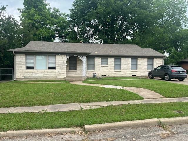Property Photo: 1508 Sycamore Street TX 75428