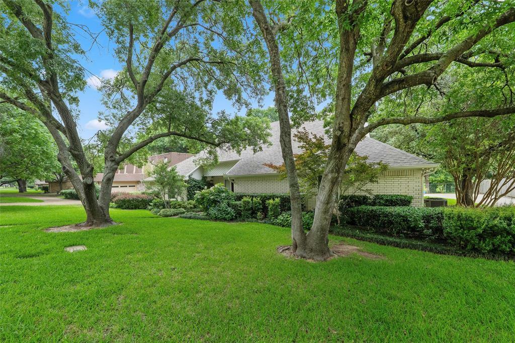 Property Photo: 1210 Spring Lake Drive TX 75137