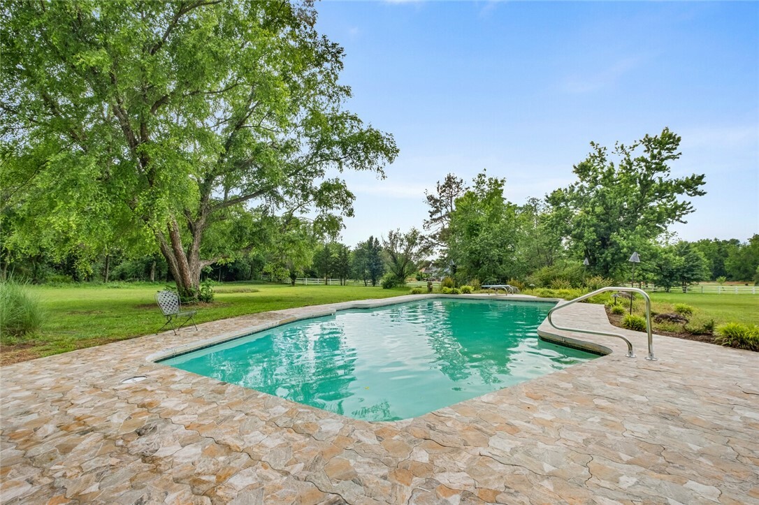 Property Photo: 605 SW O Street AR 72712