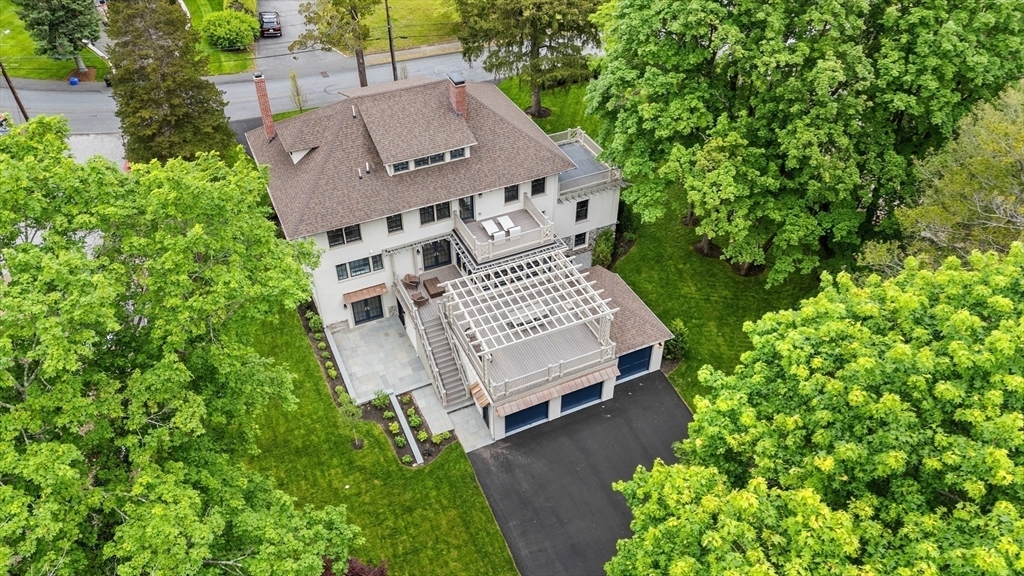Property Photo:  2 Percy Rd  MA 02421 