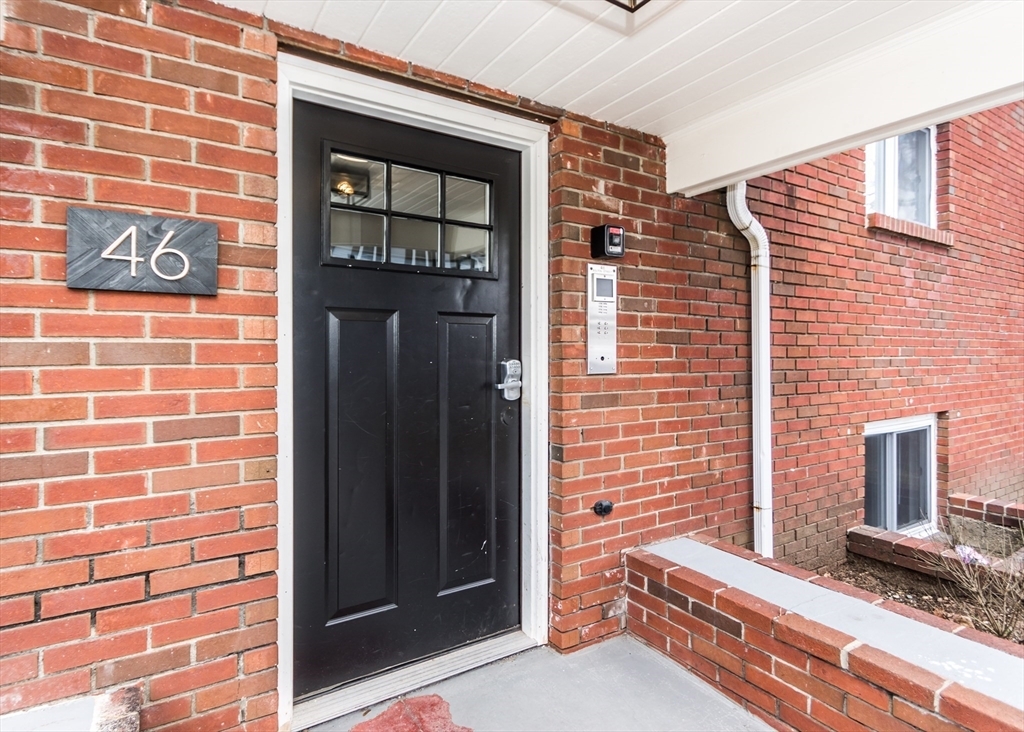 Property Photo: 46 Bolton Street 5 MA 02453