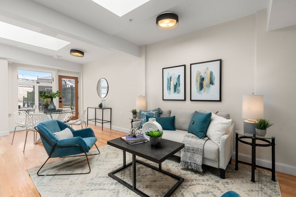 Property Photo: 202 Elm St. North 3 MA 02140