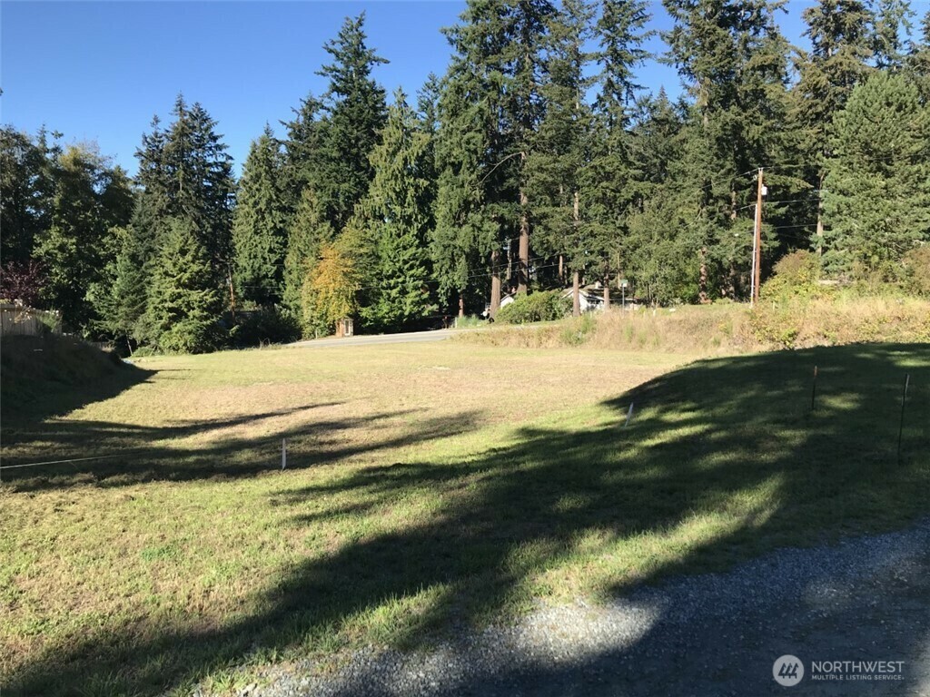 5821  Fish Road  Freeland WA 98249 photo