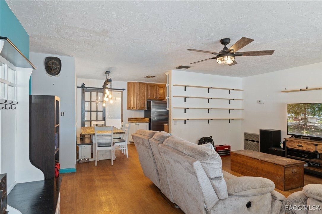 Property Photo: 208 S Adams Street FL 34465