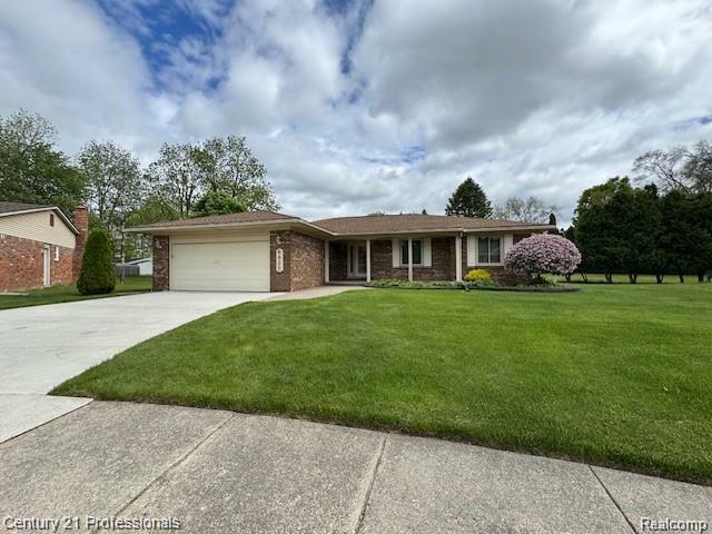 Property Photo: 6820 Emerald Shores Drive MI 48085