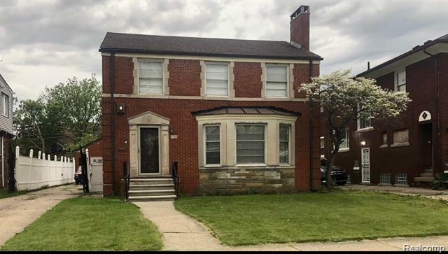Property Photo: 8312 E Outer Drive MI 48213