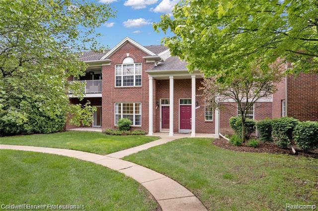 1721 Deepwood Circle  Rochester MI 48307 photo