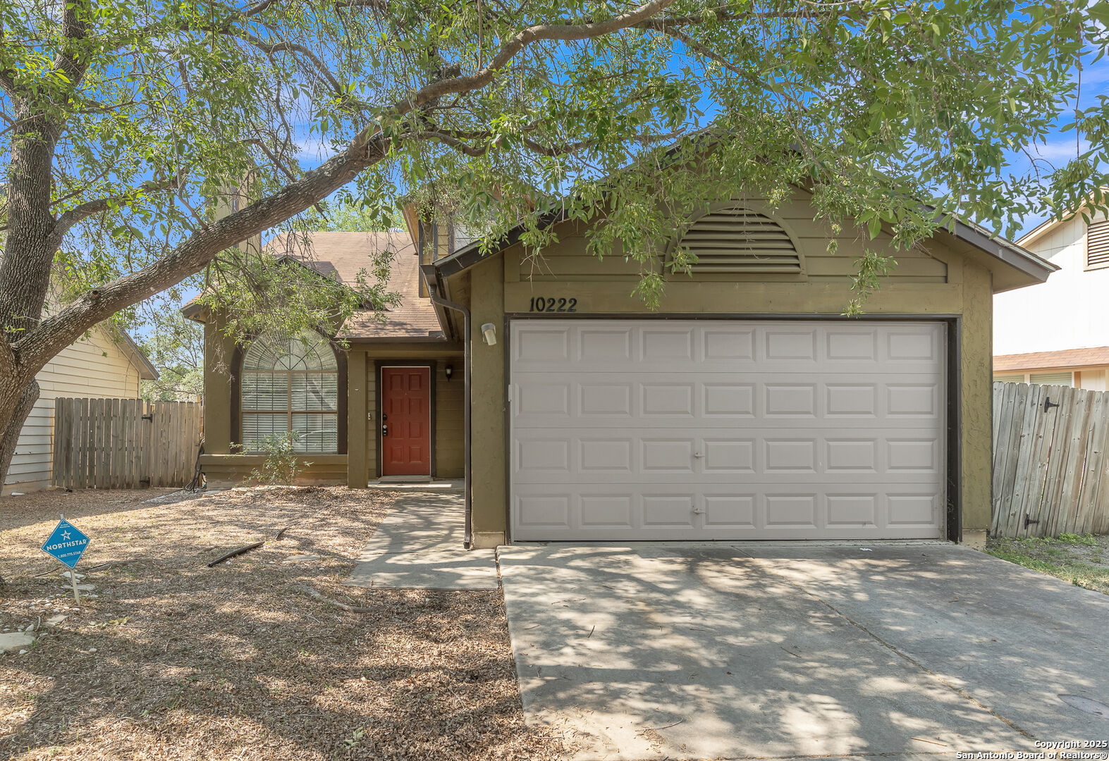 Property Photo:  10222 Canton Fld  TX 78245 
