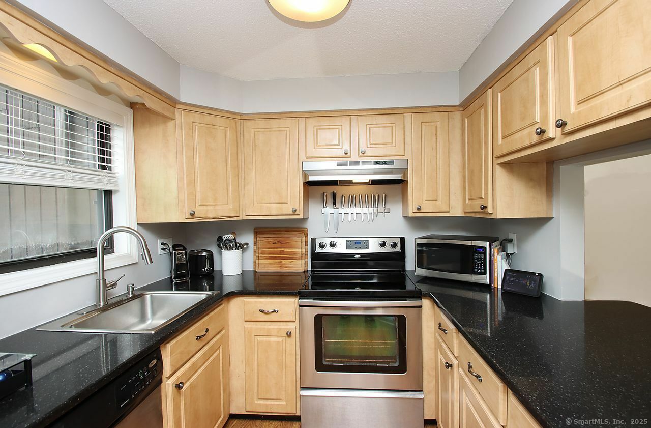 Property Photo: 198 Mattabasset Drive 198 CT 06450