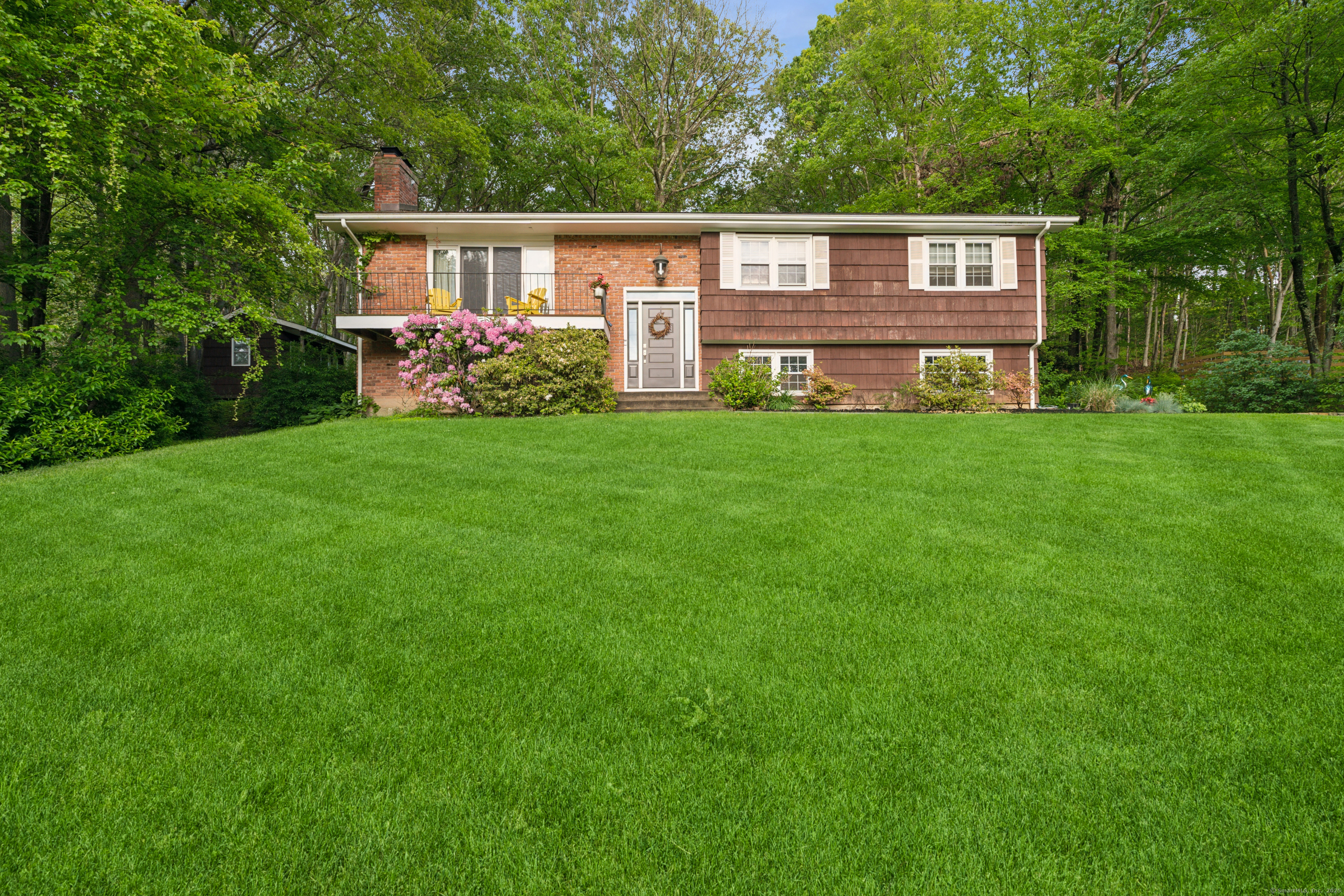 14 Button Road  Shelton CT 06484 photo