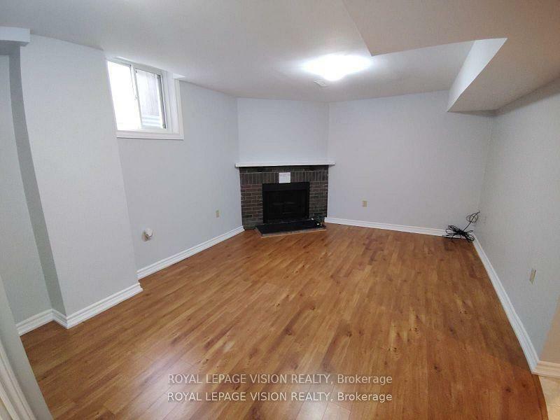 Property Photo: 738 Stonepath Circle Lower ON L1V 3T1
