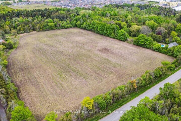 Property Photo: 2495 Maple Grove Road ON L1C 6N1