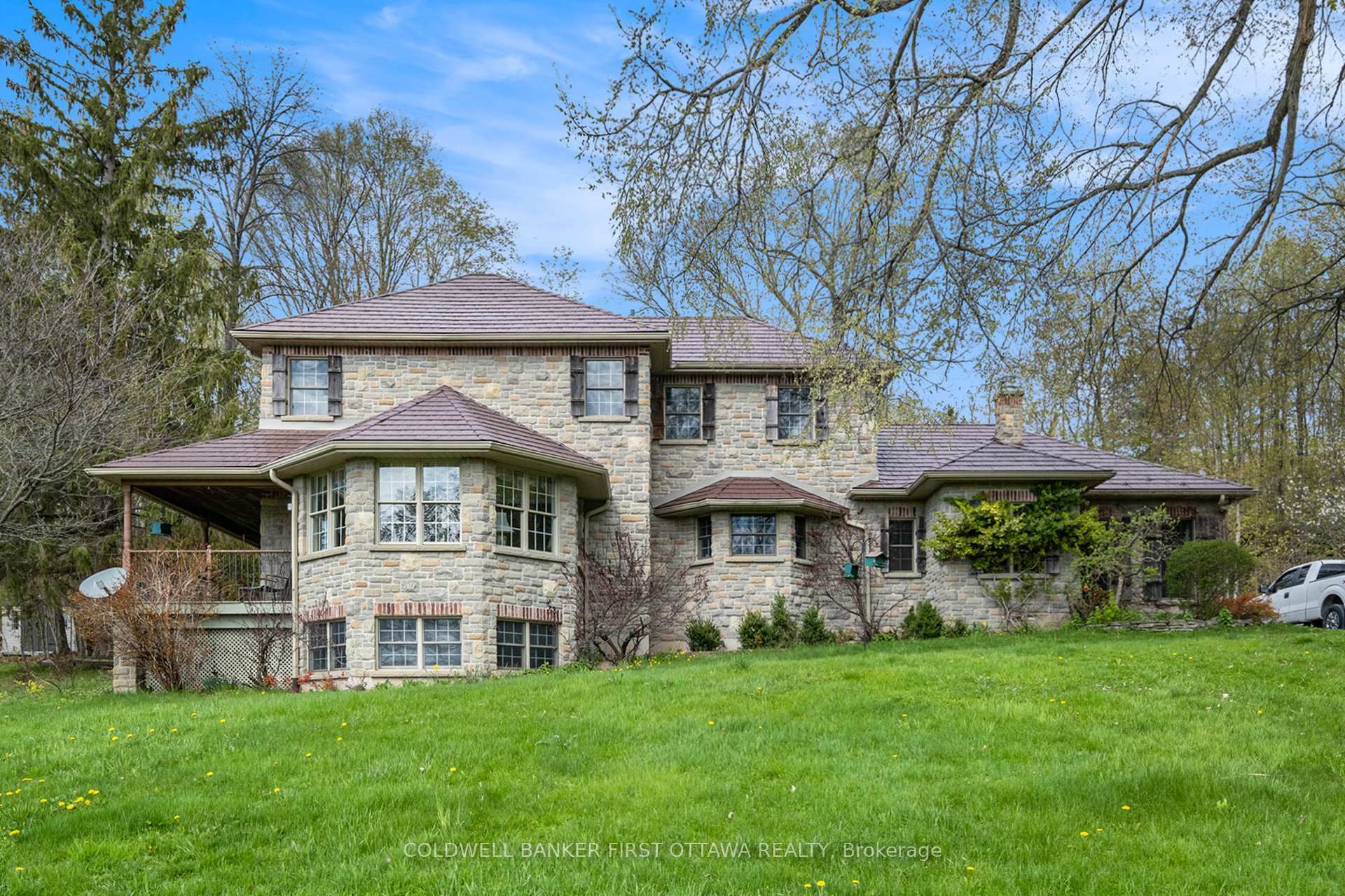 Photo de la propriété: 43 Frye Road ON K0H 2L0