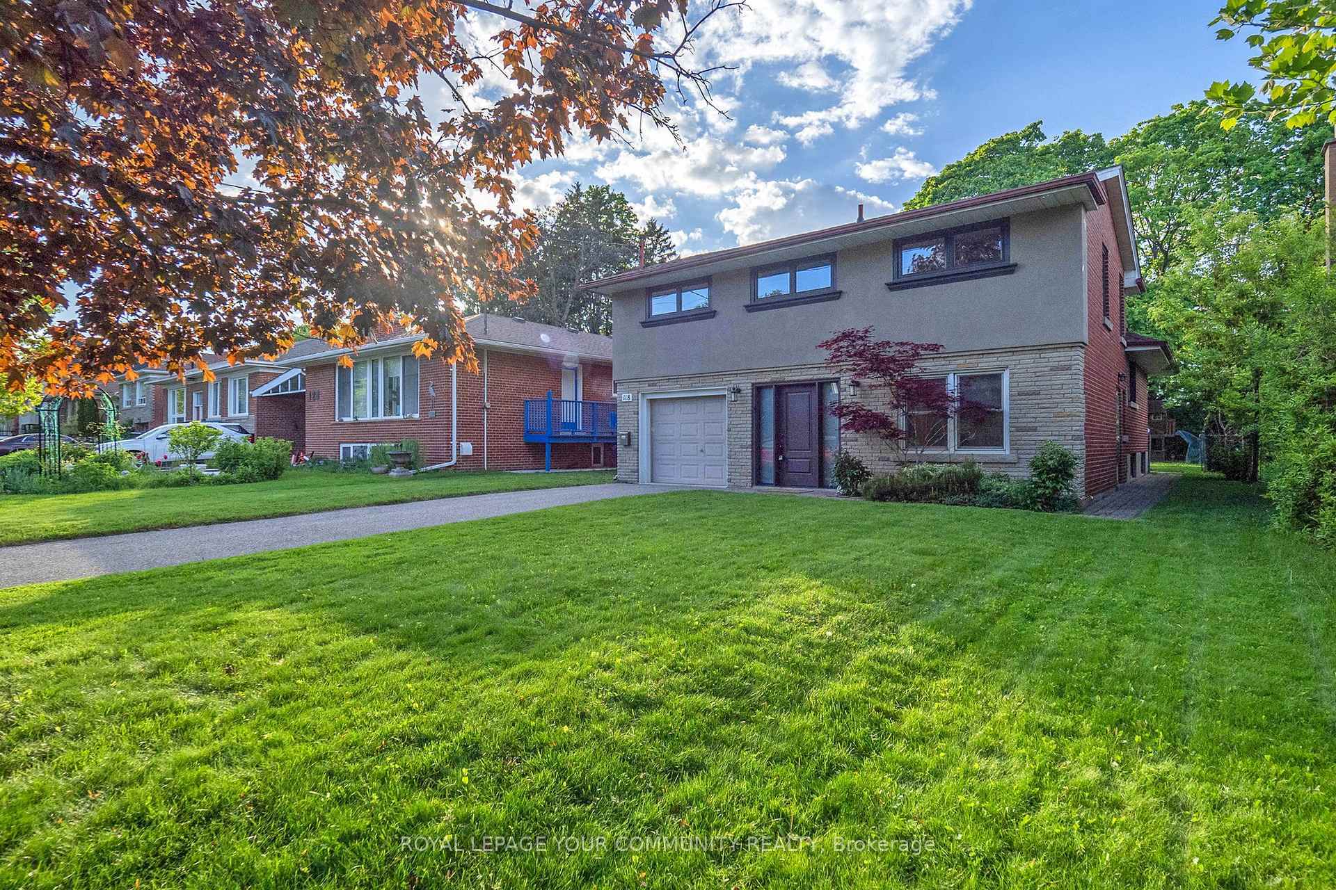 Property Photo: 118 Betty Ann Drive ON M2N 1X4