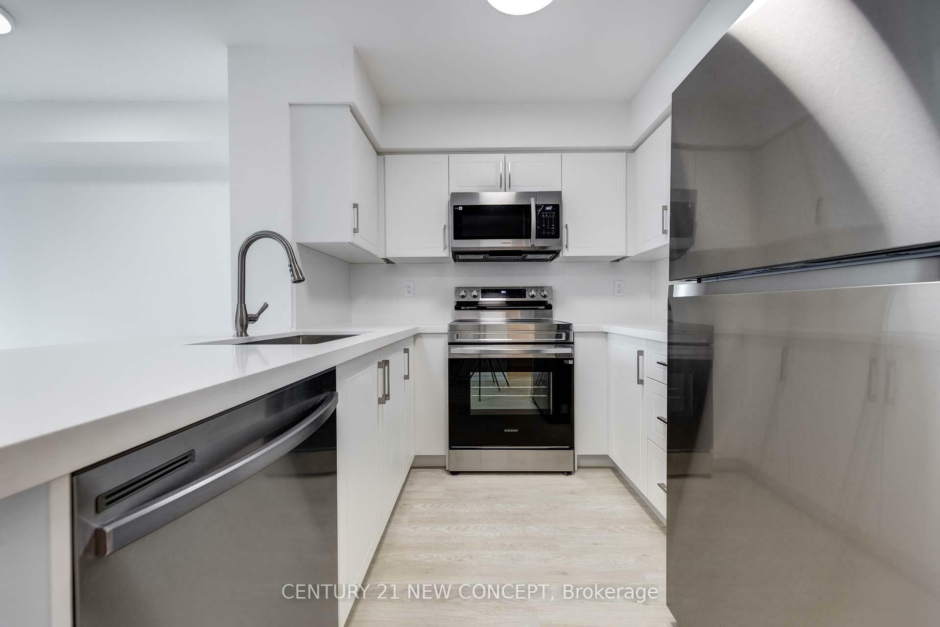 Property Photo: 4968 Yonge Street 2307 ON M2N 7G9