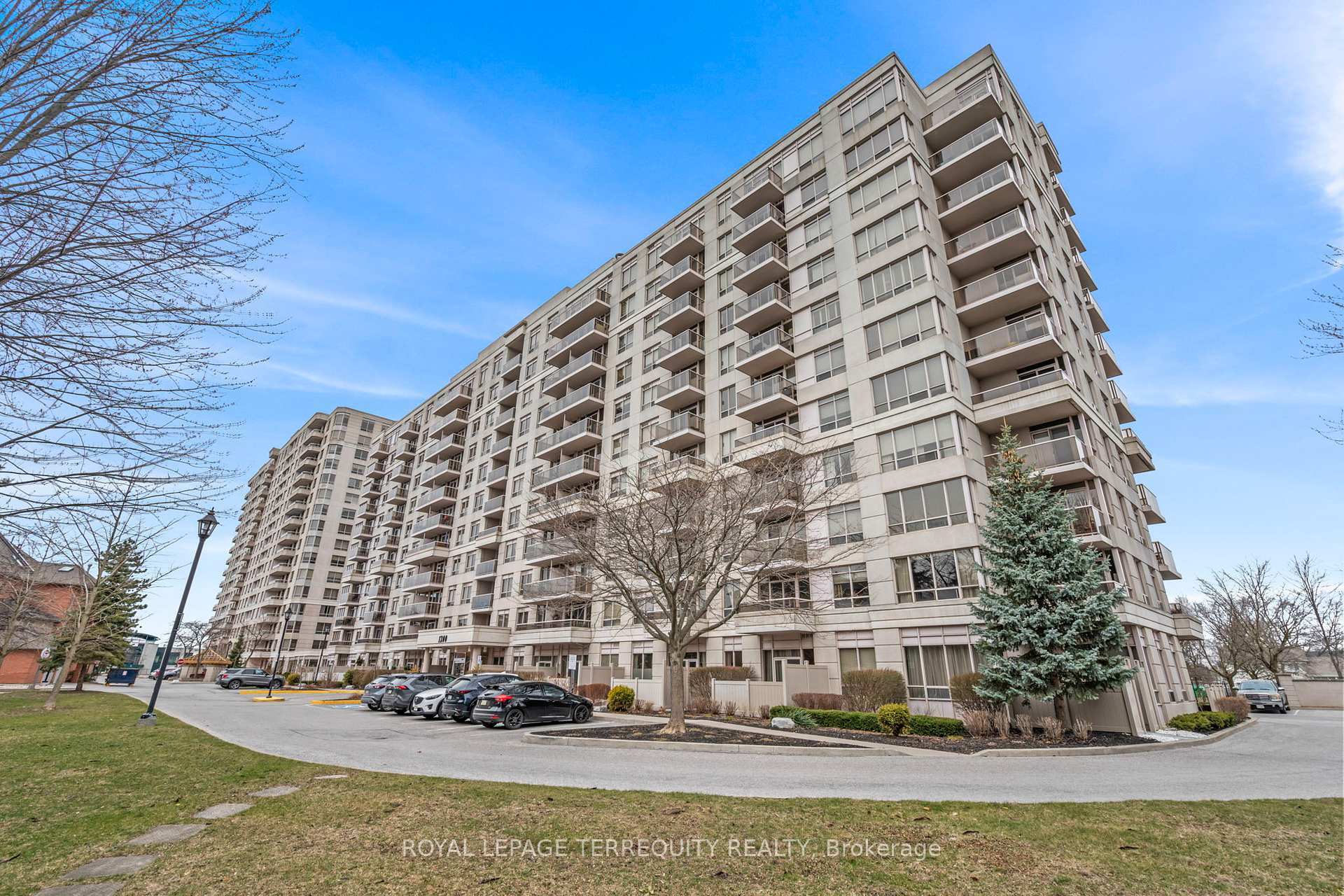 1200 The Esplanade N N/A 514  Pickering ON L1V 6V3 photo