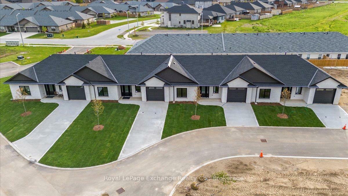 1071 Waterloo Street N 50  Saugeen Shores ON N0H 2C3 photo