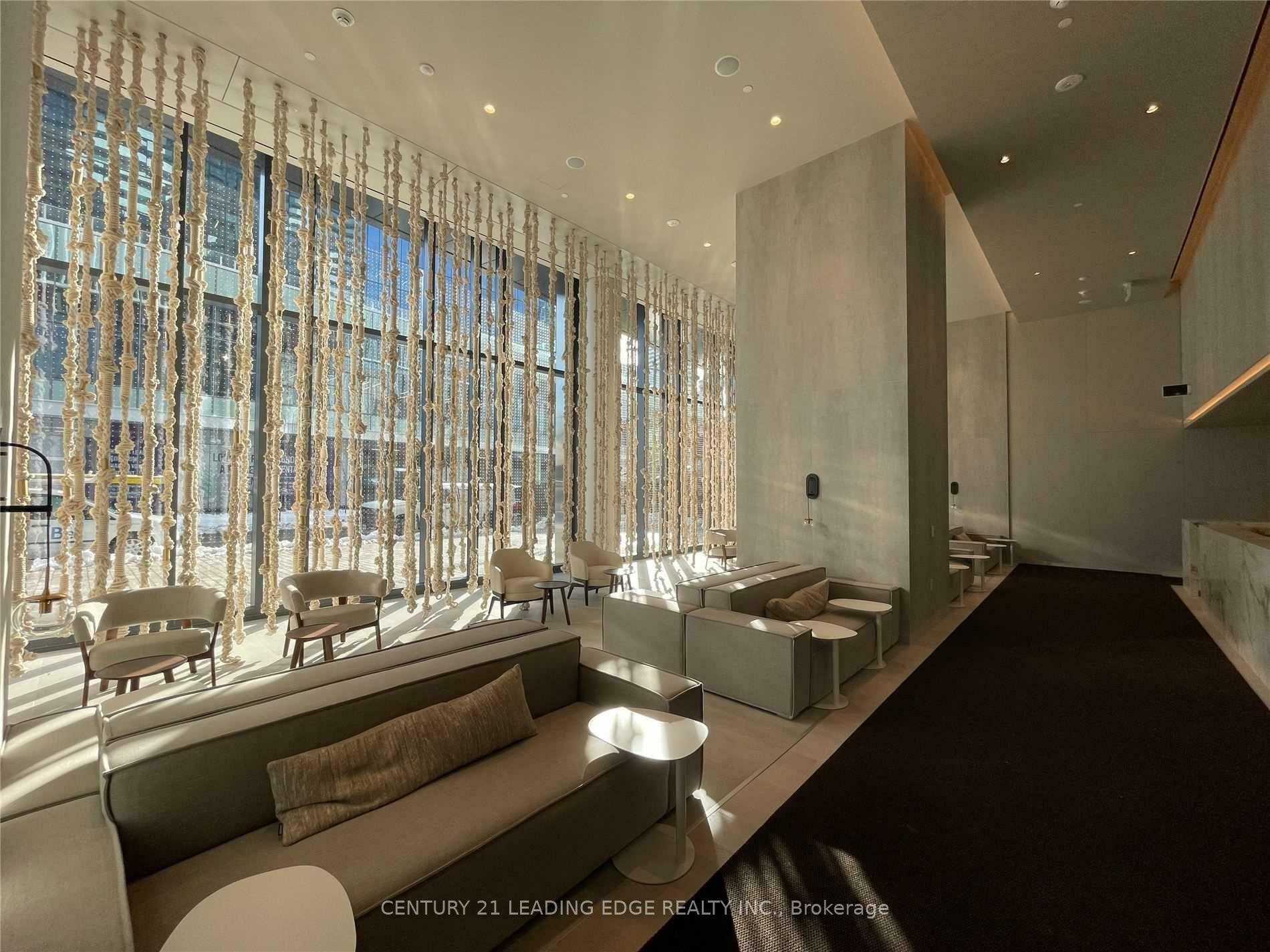 Property Photo:  138 Downes Street 905  ON M5E 0E4 