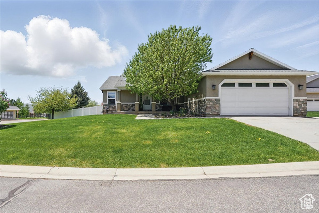 Property Photo: 5167 N Rodeo Cir 6 UT 84055