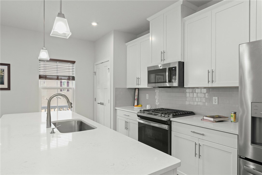 Property Photo: 9002 Hickory Rd PA 15044