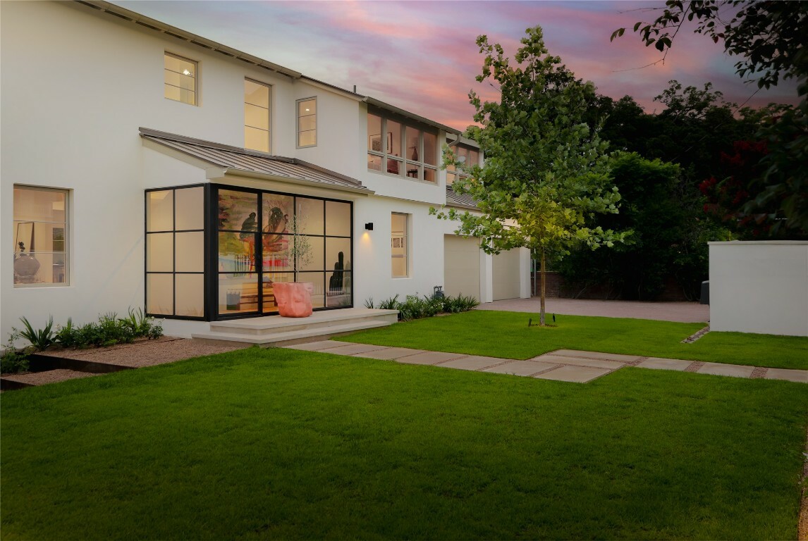 Property Photo: 1103 Gaston Avenue TX 78703