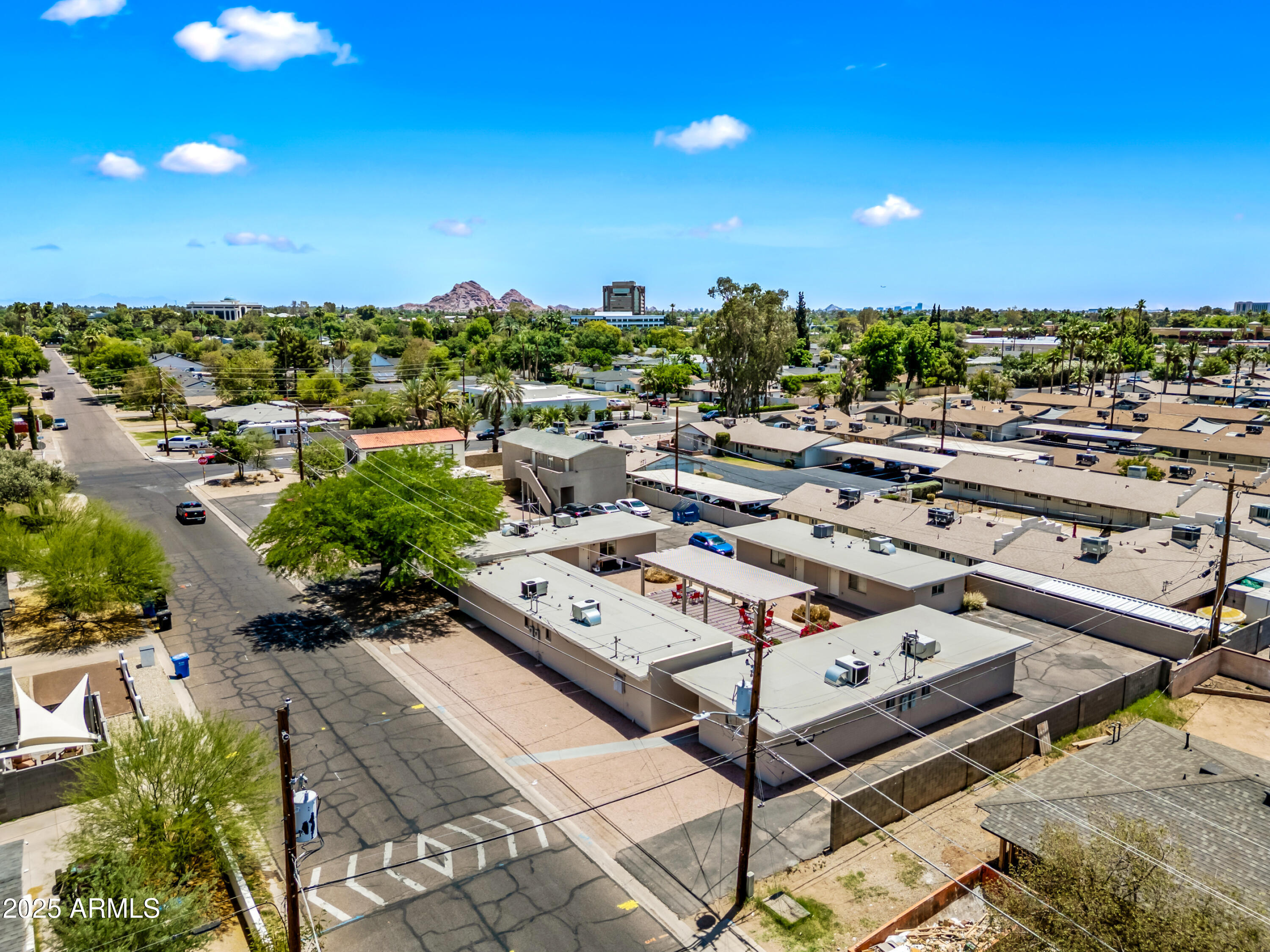 3949 E Earll Drive  Phoenix AZ 85018 photo