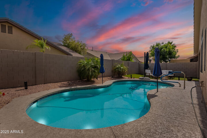 Property Photo:  1635 E Harrison Street  AZ 85225 