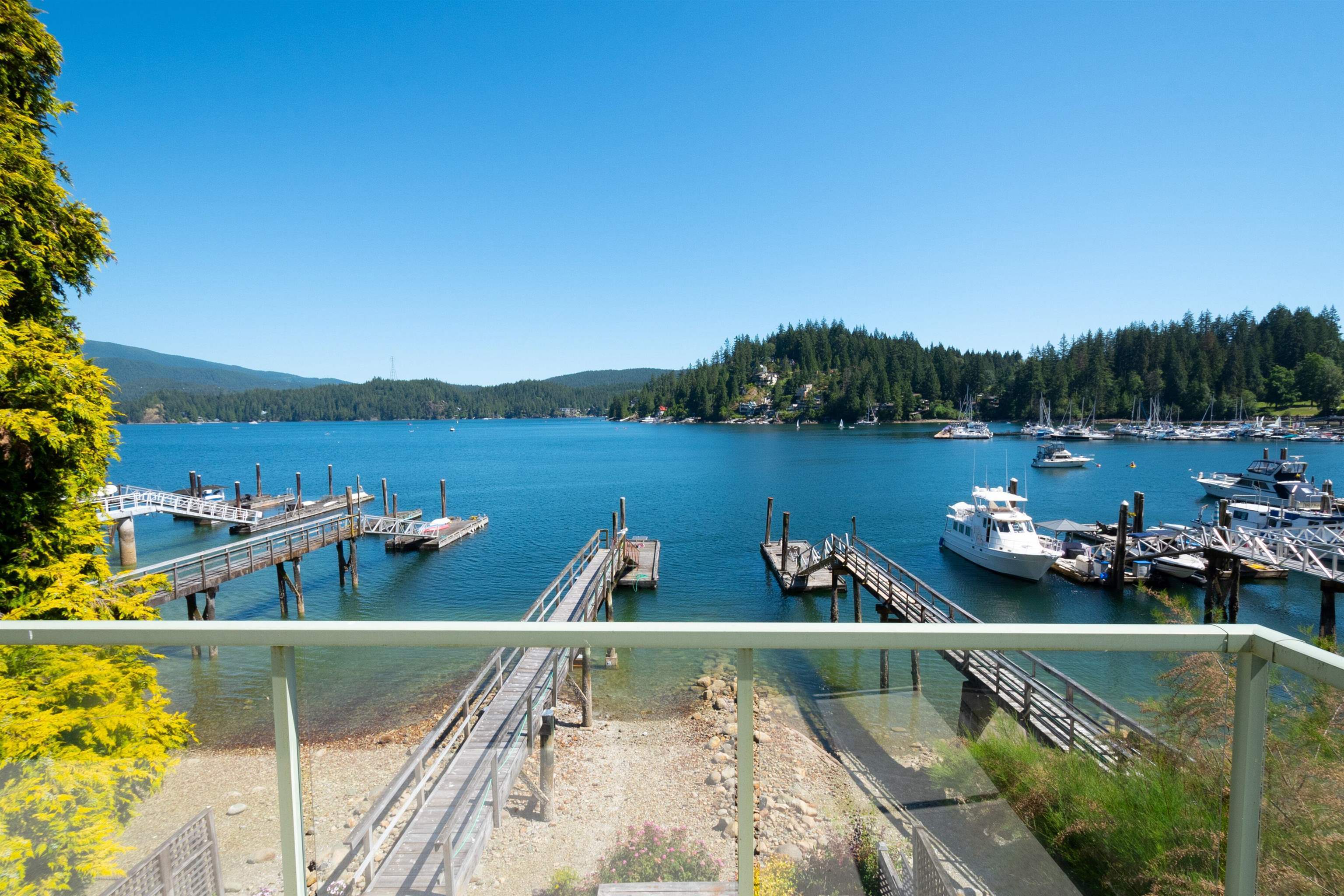 Property Photo: 2564 Panorama Drive BC V7G 1V5