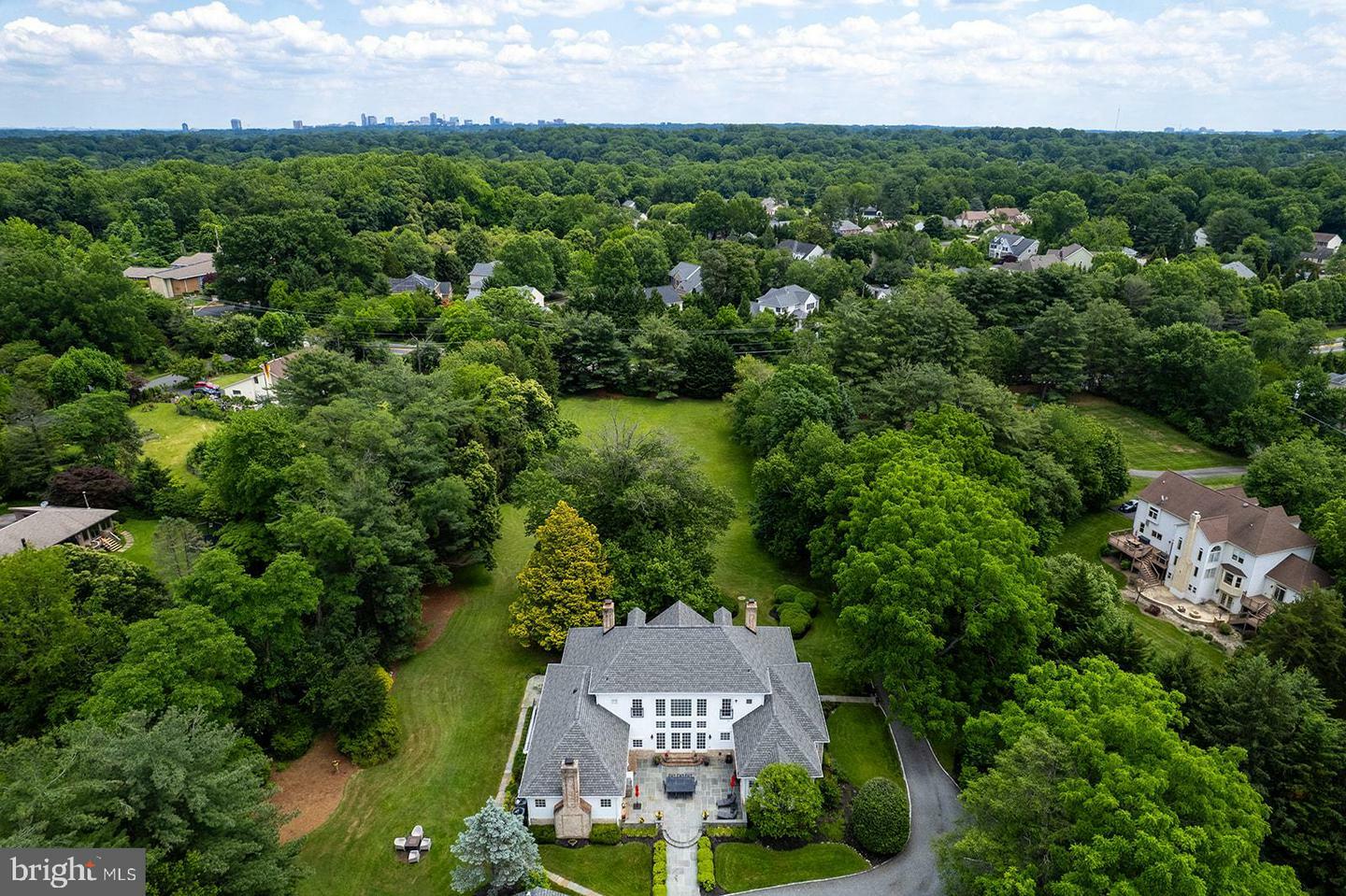 Property Photo: 2740 Hunter Mill Road VA 22124