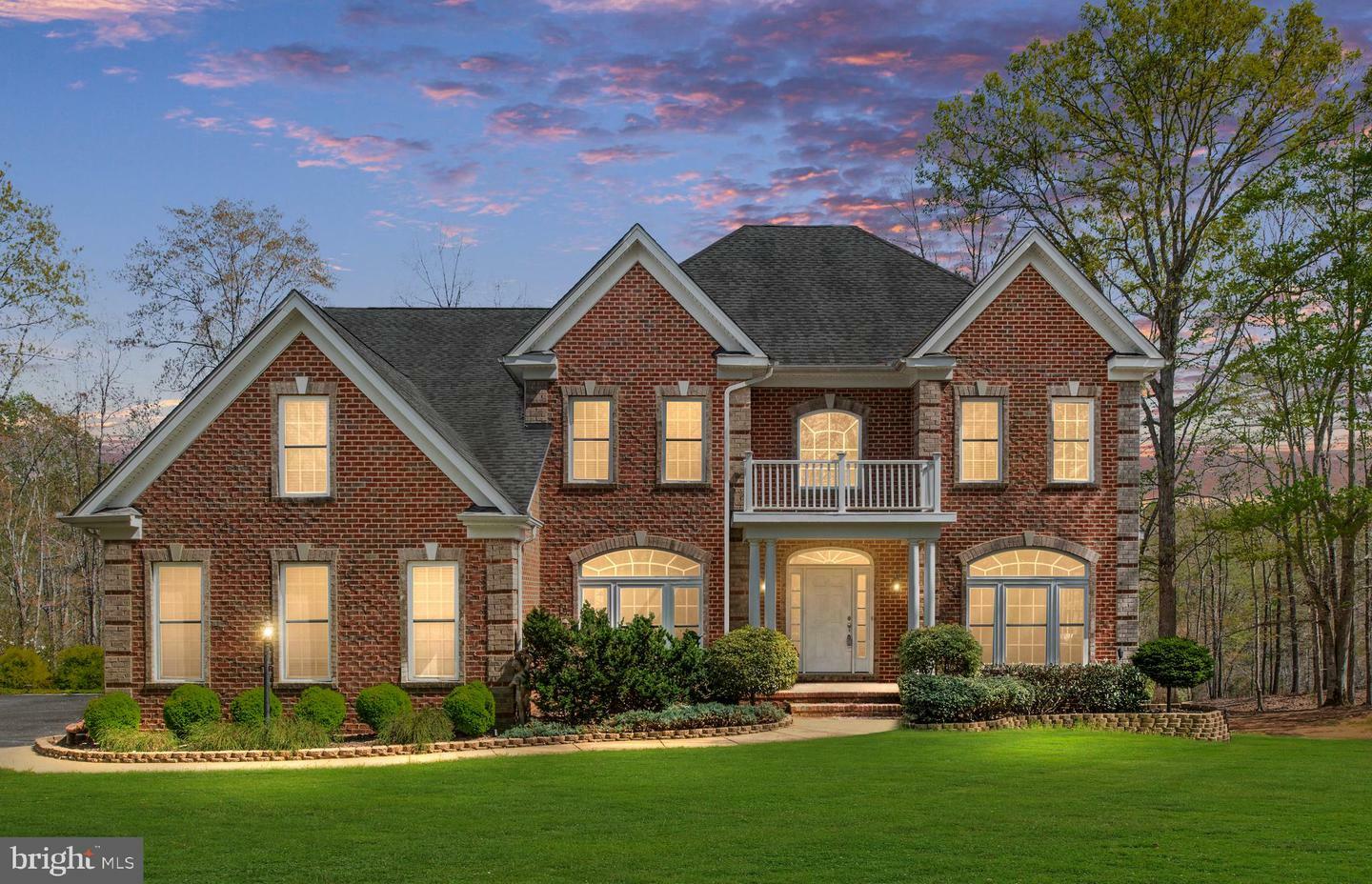Property Photo: 8800 General Griffins Court VA 22407