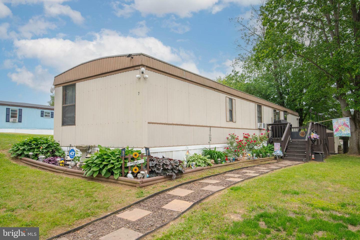 Property Photo:  7 Hillcrest  MD 21918 