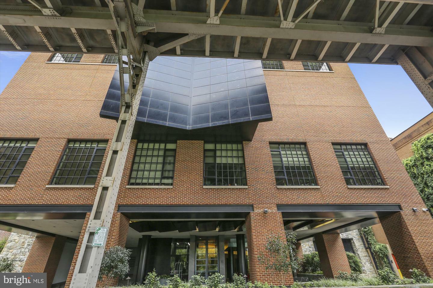 Property Photo:  3303 Water Street NW 5N  DC 20007 