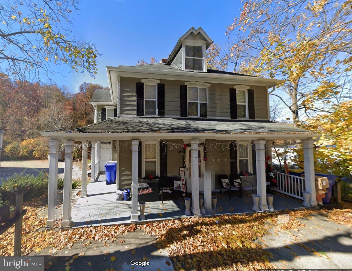 Property Photo: 1516 S George Street PA 17403