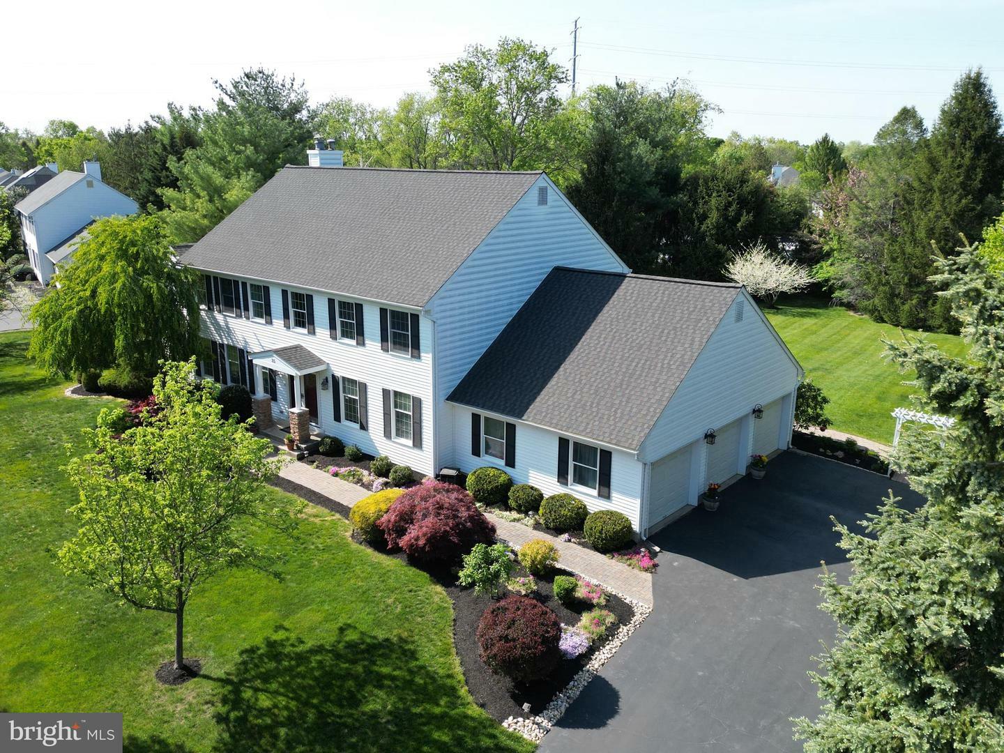 Property Photo: 25 Ginnie La NJ 08550