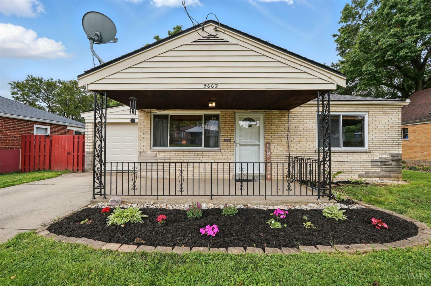 Property Photo: 5662 Lauderdale Drive OH 45239
