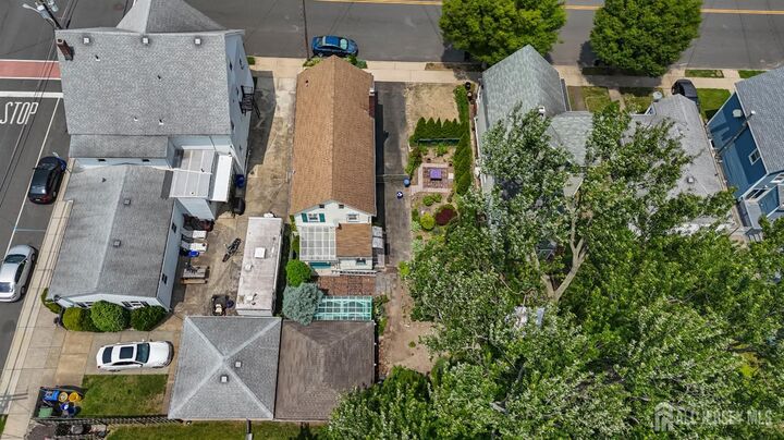 Property Photo:  365 E John Street  NJ 08879 
