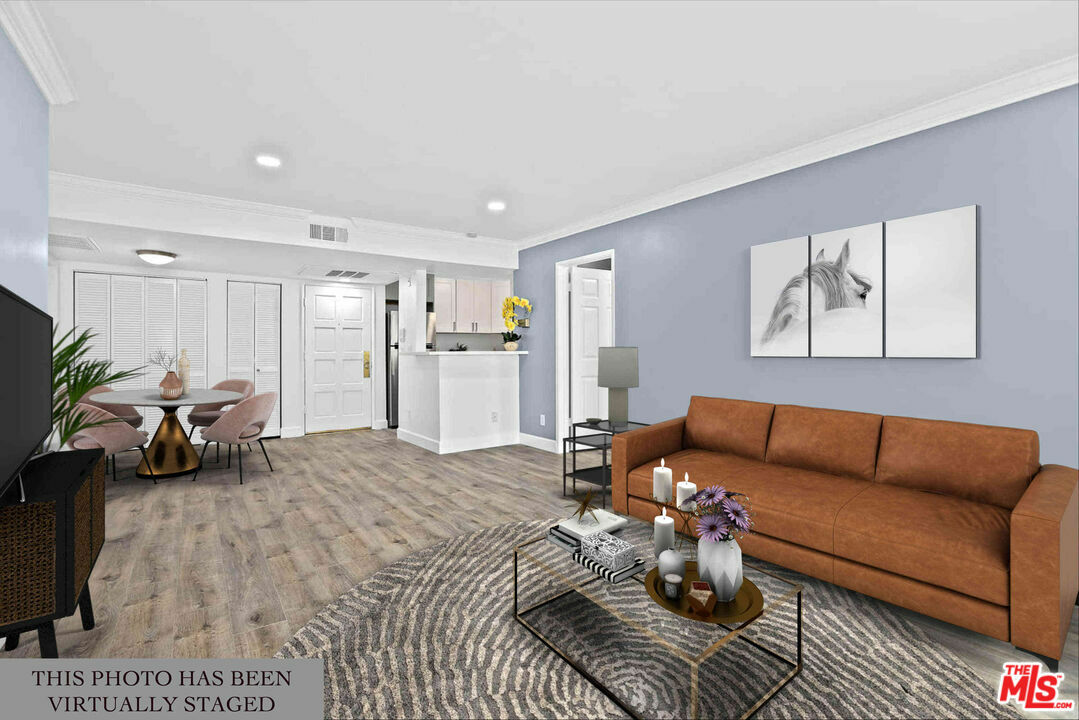Property Photo:  1527 9th St  CA 90401 