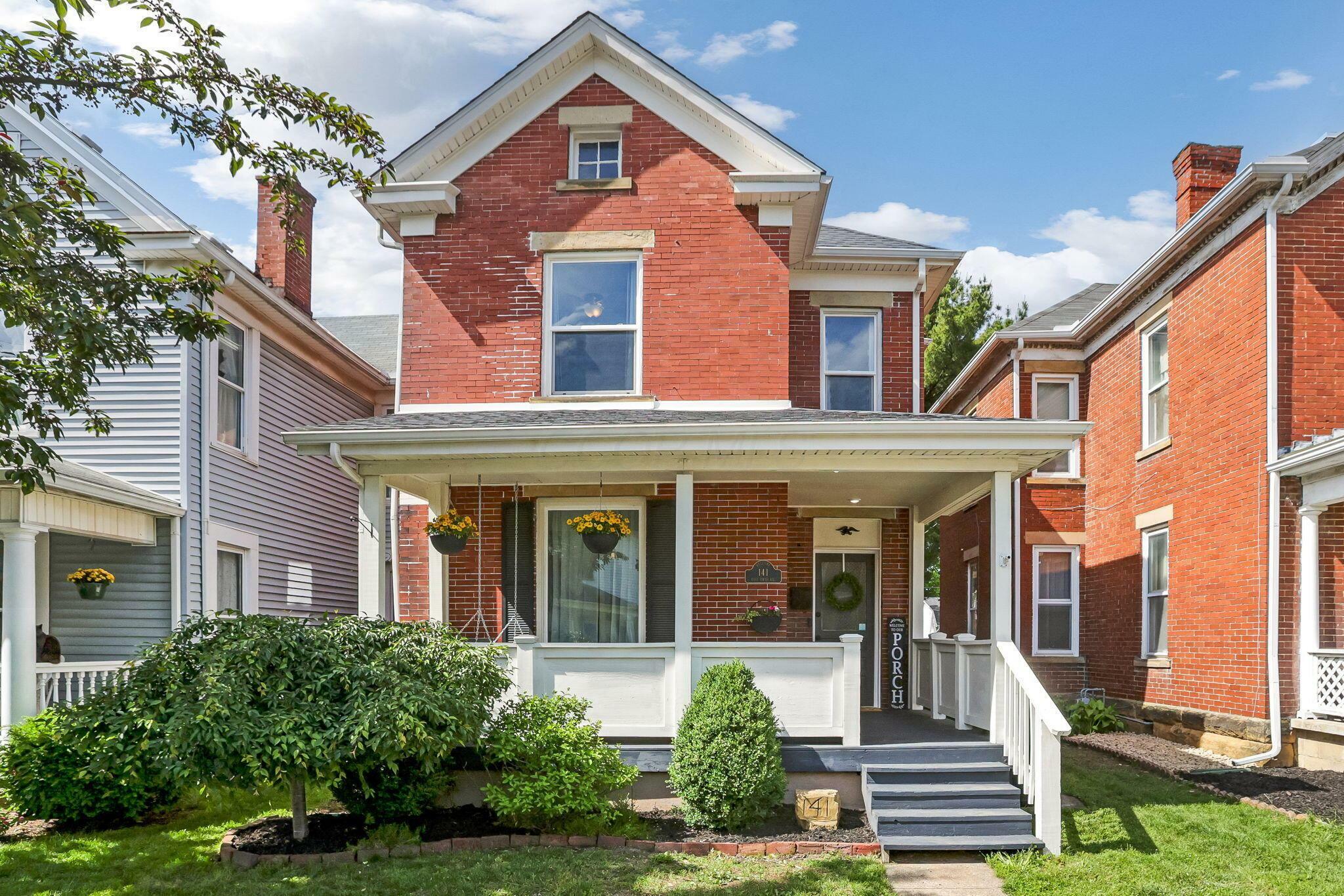 Property Photo: 141 E 5th Avenue OH 43130