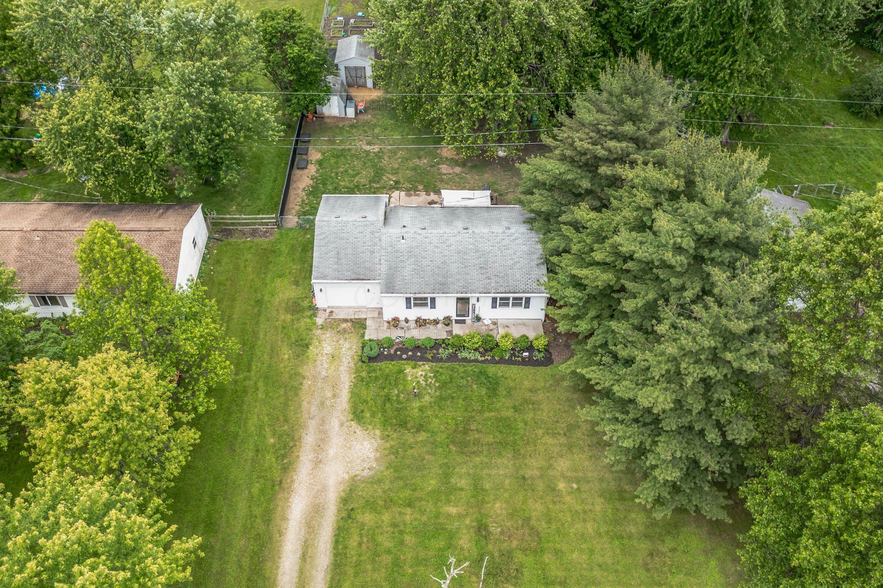 Property Photo: 5250 Summit SW Road OH 43062